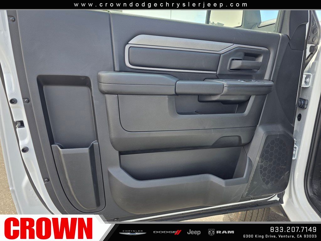 2026 Ram 5500 Tradesman photo 10