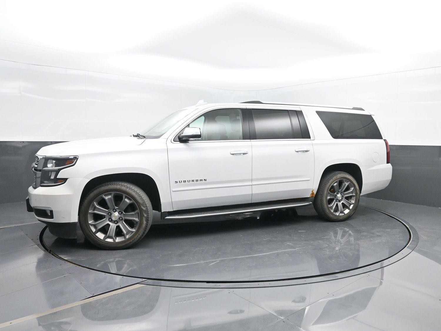 2017 Chevrolet Suburban Premier's photo