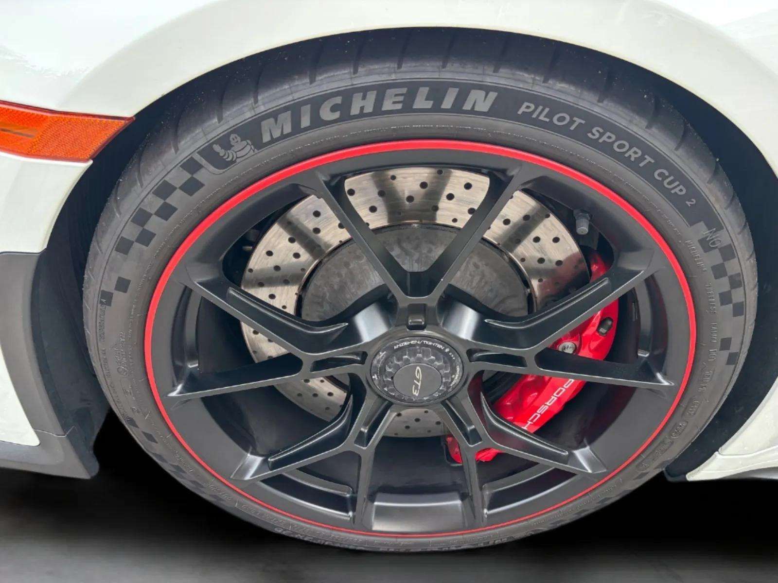 2022 Porsche 911 GT3 photo 32