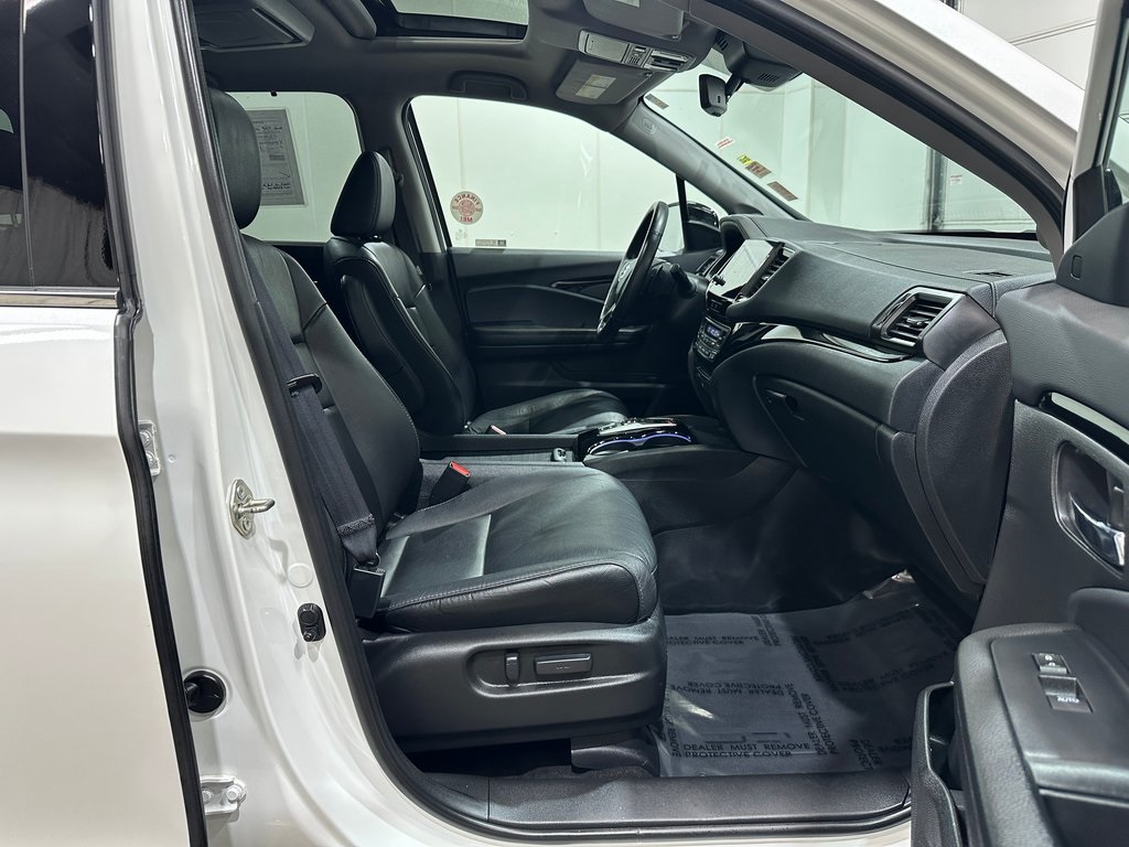 2021 Honda Pilot Touring photo 21