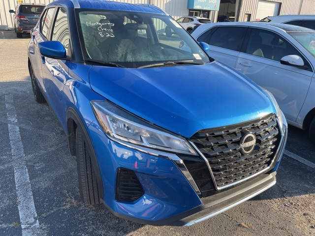 2024 Nissan Kicks SV photo 2