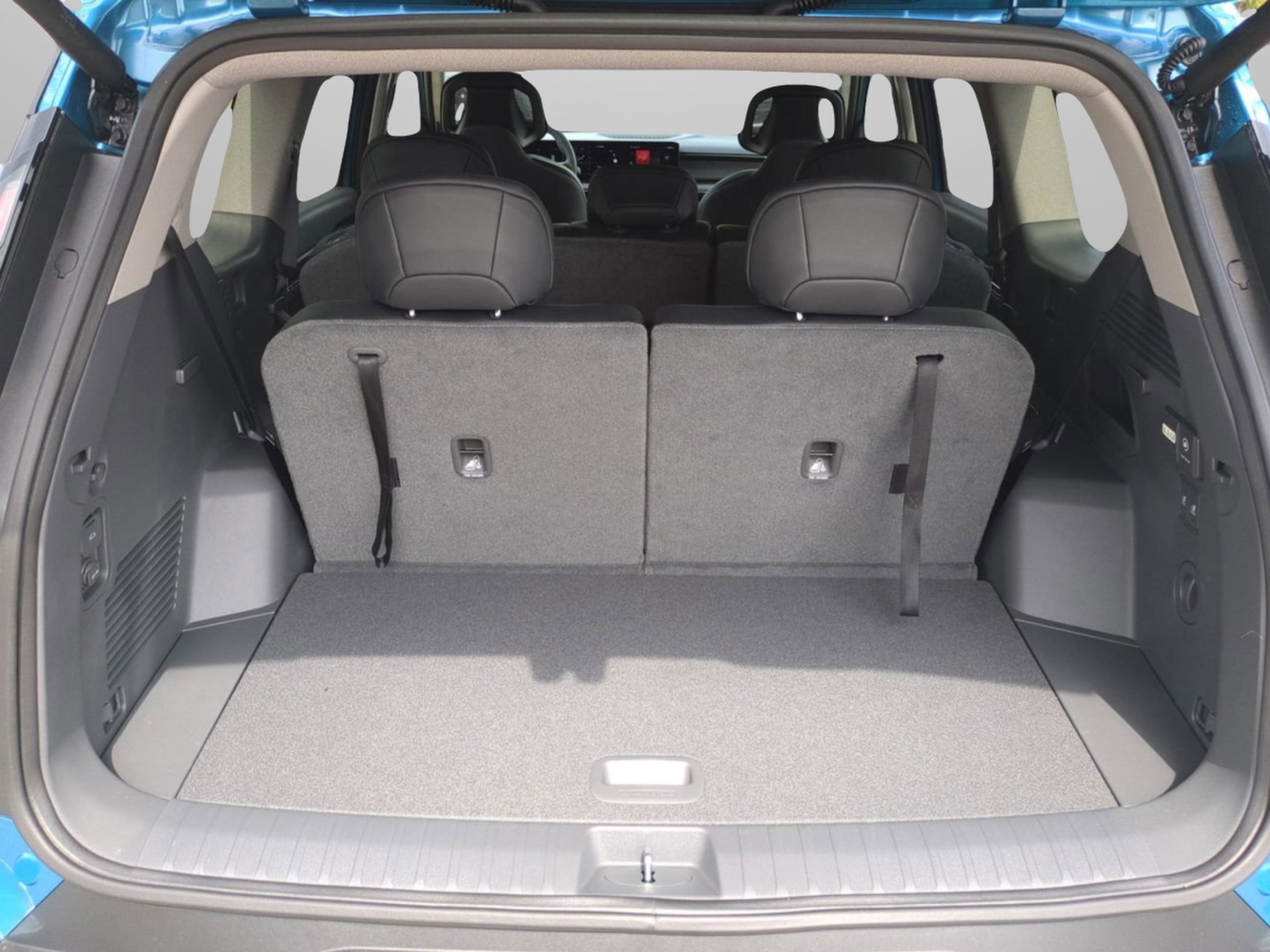 2026 Kia EV9 Wind photo 12