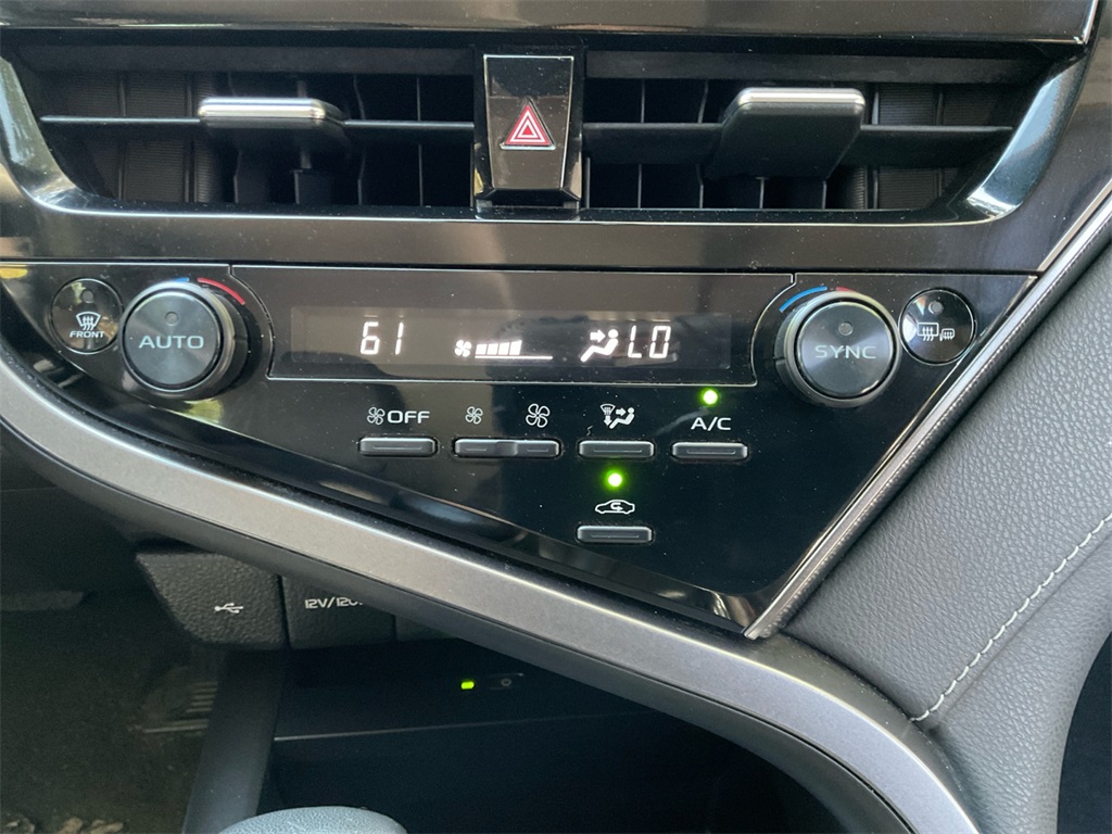 2023 Toyota Camry XSE photo 22