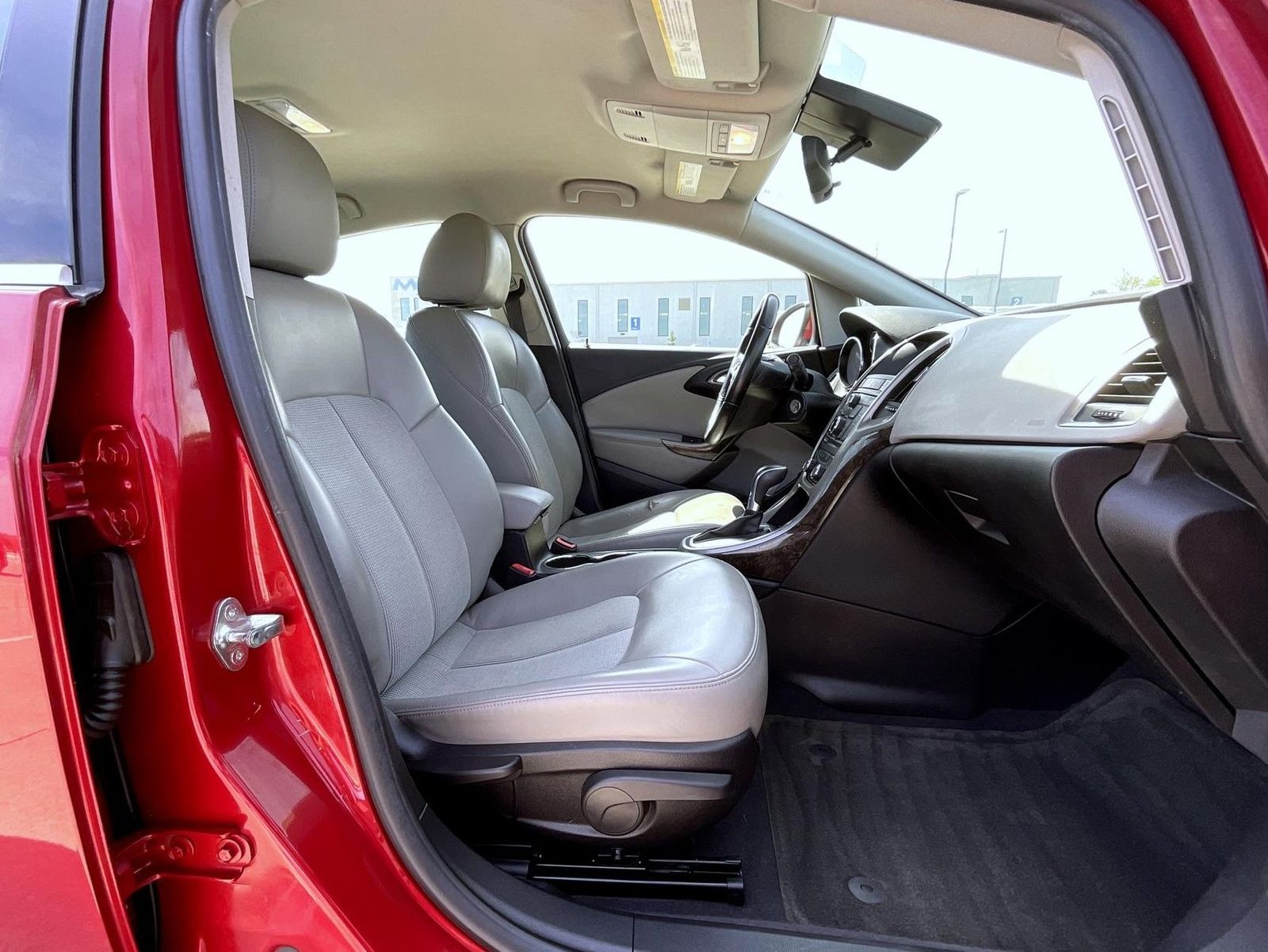 2013 Buick Verano Base photo 16