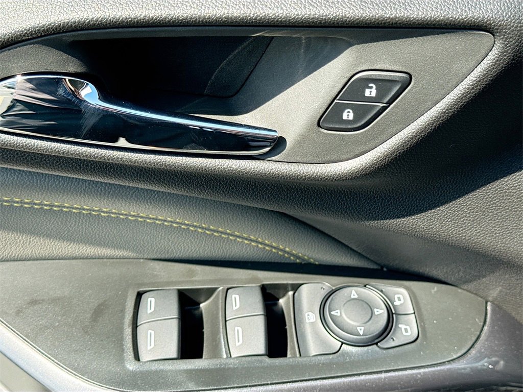 2025 Chevrolet Trax ACTIV photo 12