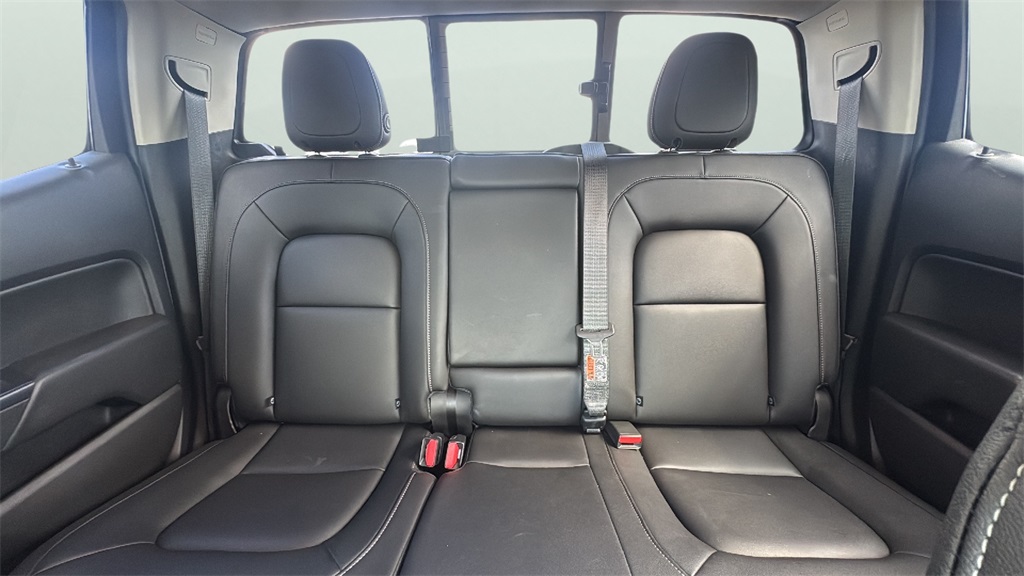 2019 Chevrolet Colorado LT photo 14