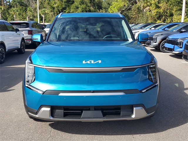 2026 Kia EV9 Wind photo 2