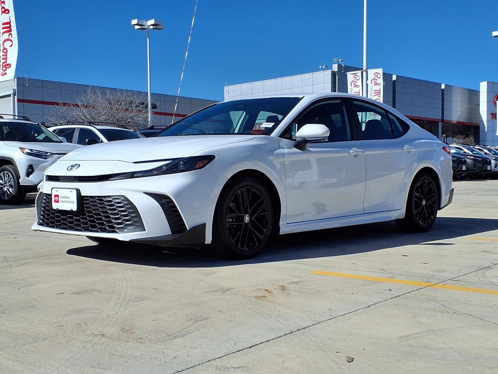 2025 Toyota Camry SE