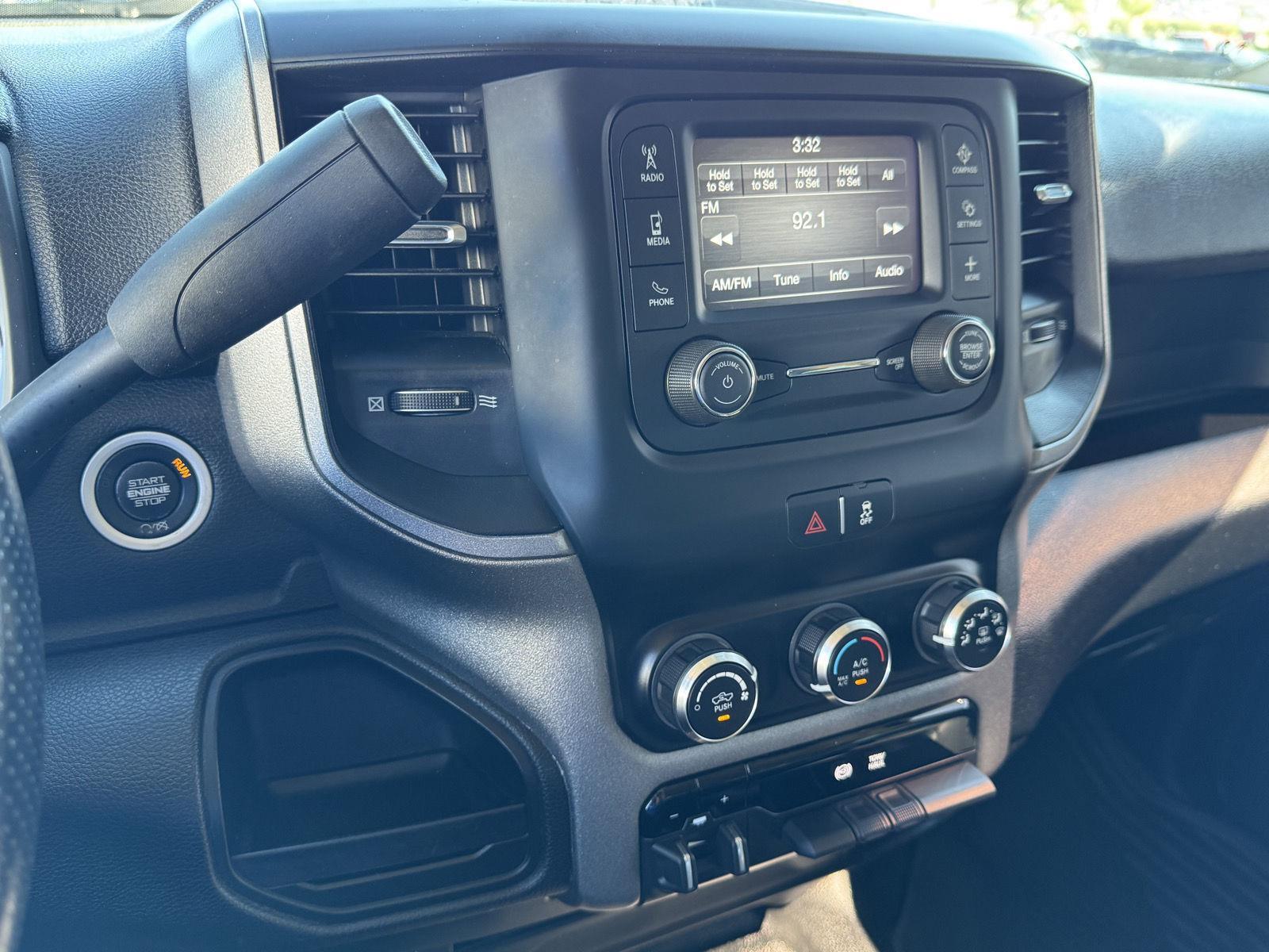 2020 Ram 2500 Tradesman photo 16