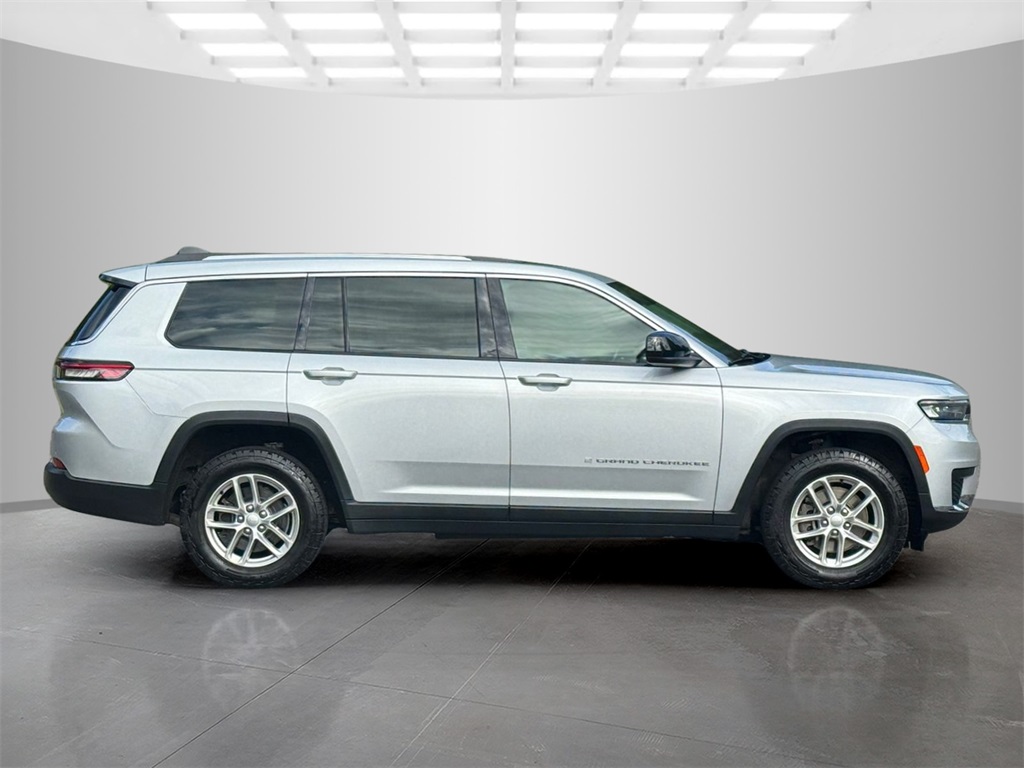 2021 Jeep Grand Cherokee Laredo photo 6