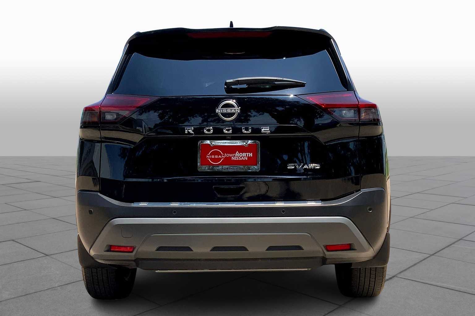 2023 Nissan Rogue SV photo 3