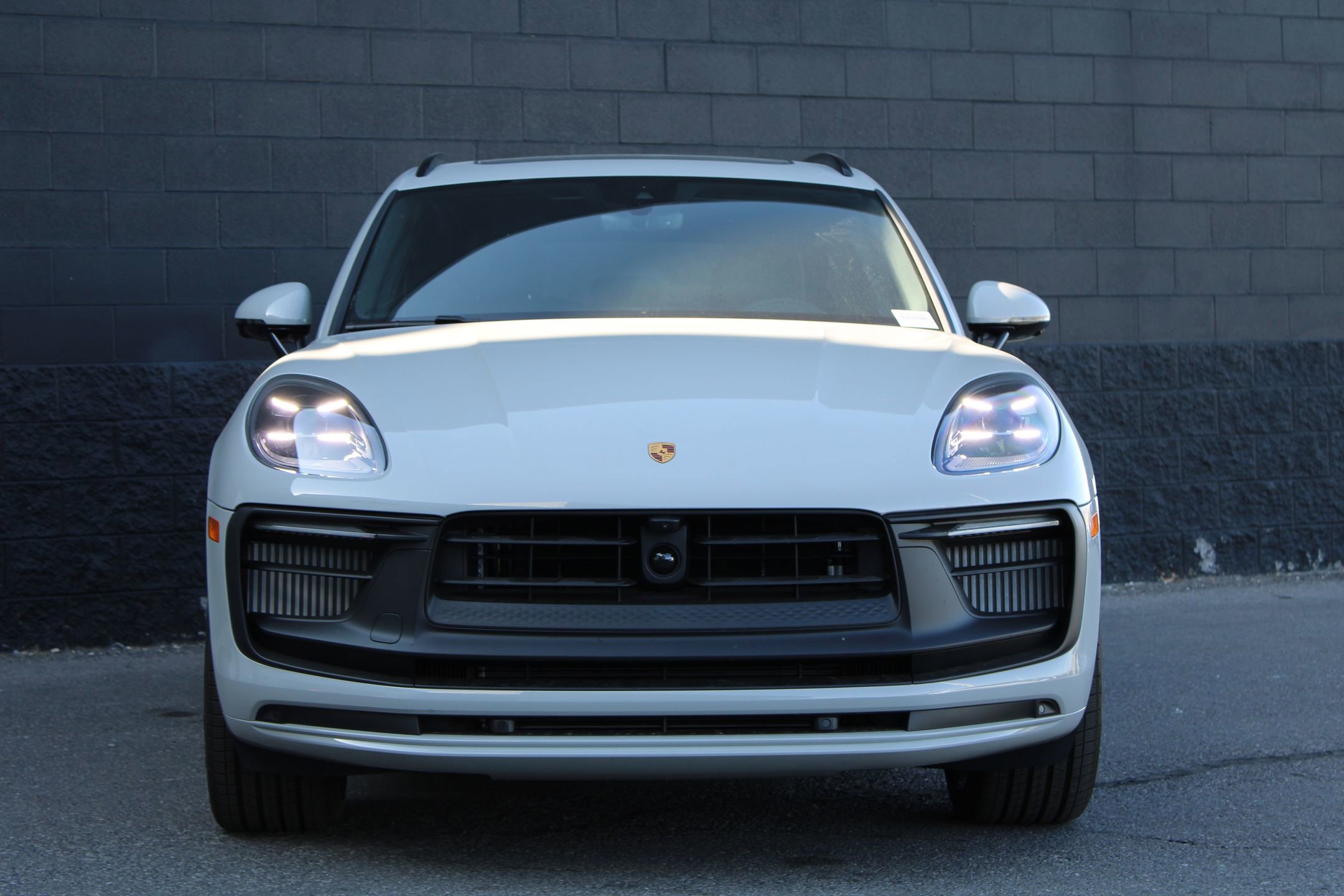 2026 Porsche Macan GTS photo 6