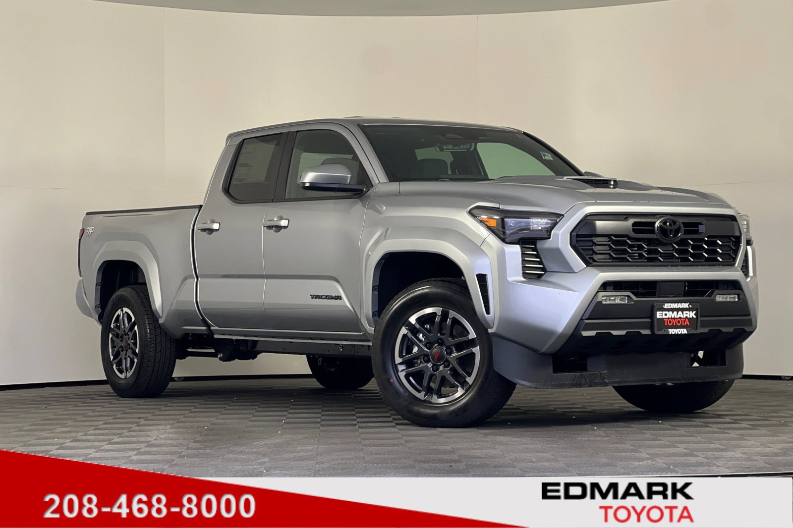 2026 Toyota Tacoma TRD Sport's photo