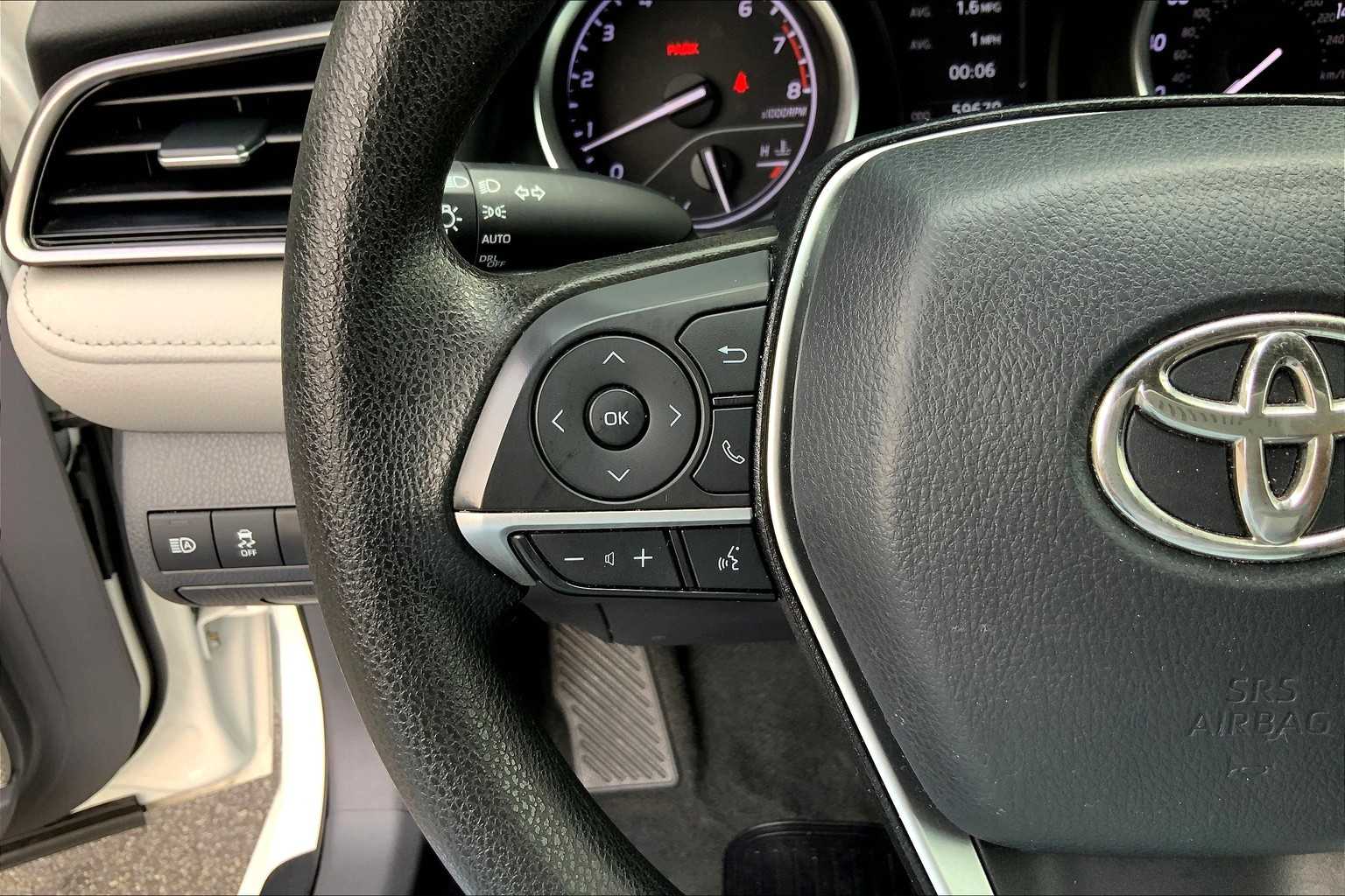 2023 Toyota Camry LE photo 21