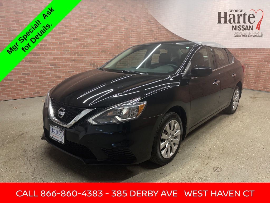 2017 Nissan Sentra S photo 3