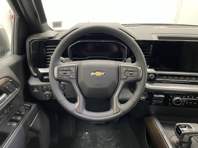 2025 Chevrolet Silverado 1500 High Country photo 6