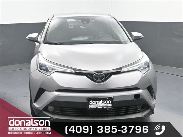 2018 Toyota C-HR XLE photo 2