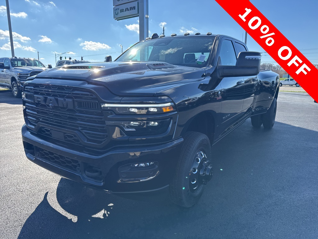 2026 RAM Ram 3500 Pickup Laramie's photo