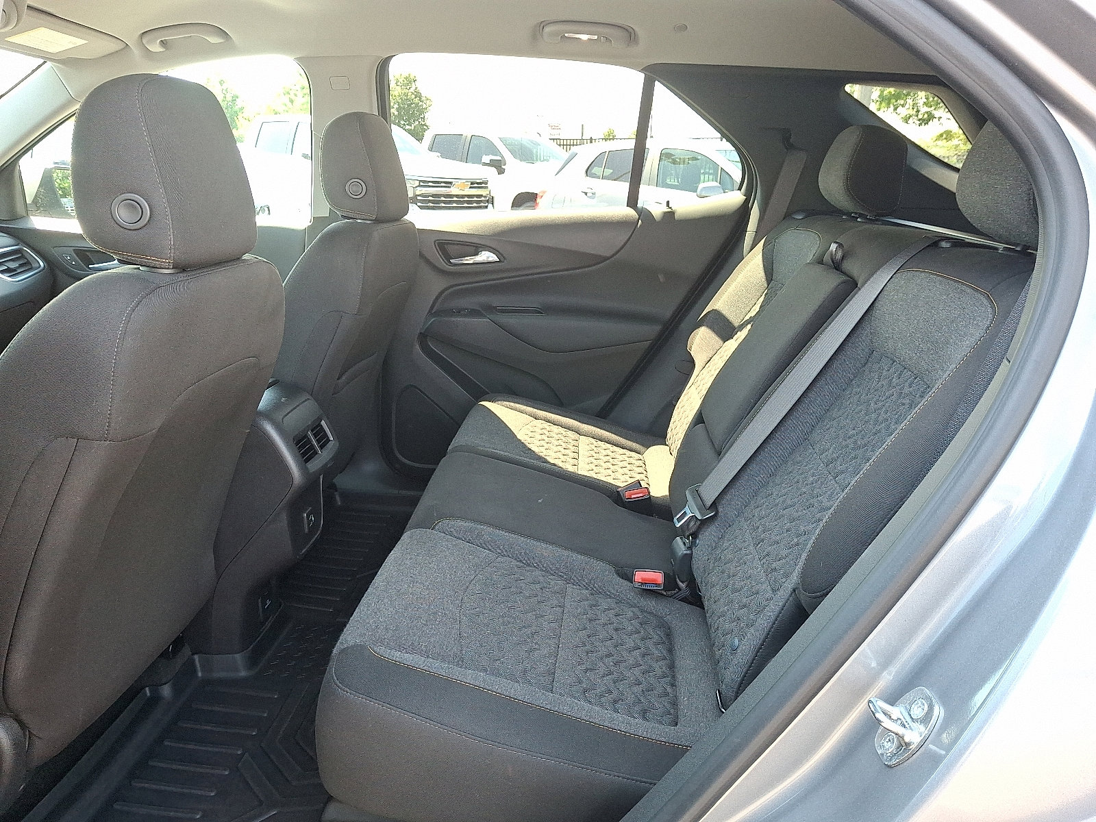 2024 Chevrolet Equinox LT photo 9