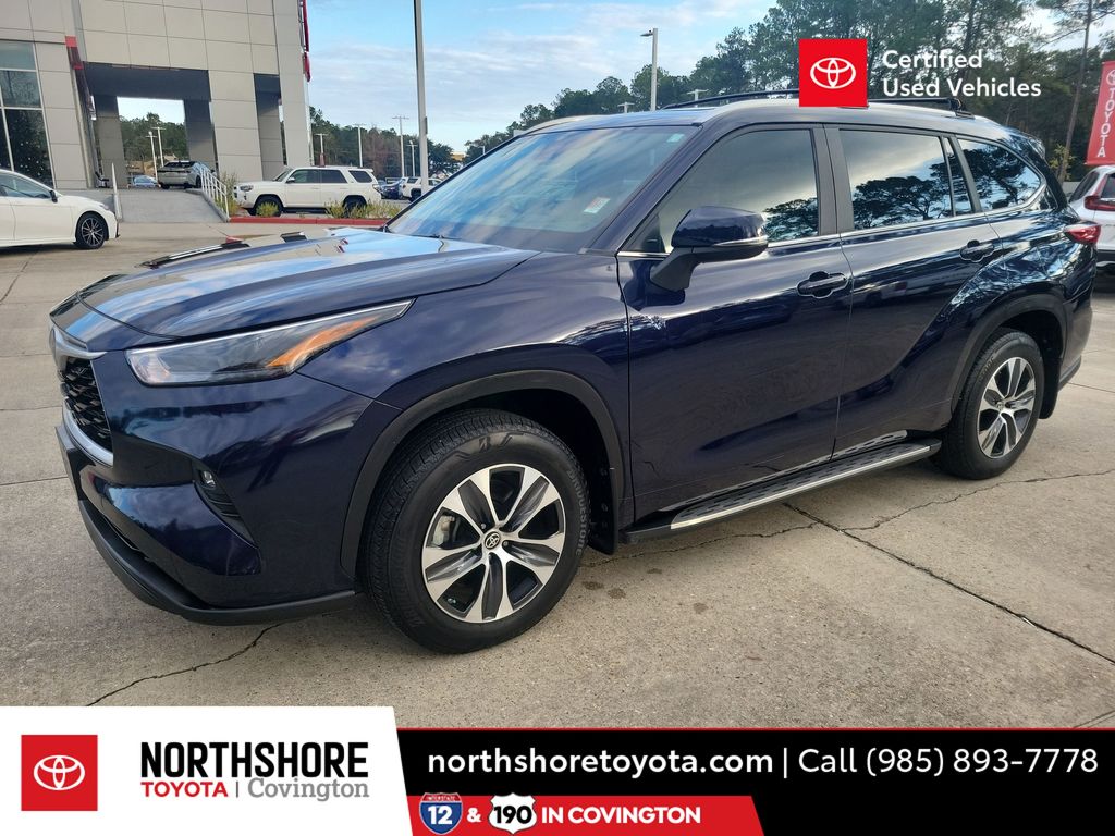 2023 Toyota Highlander XLE's photo