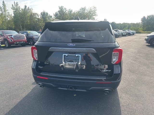 2021 Ford Explorer XLT photo 6