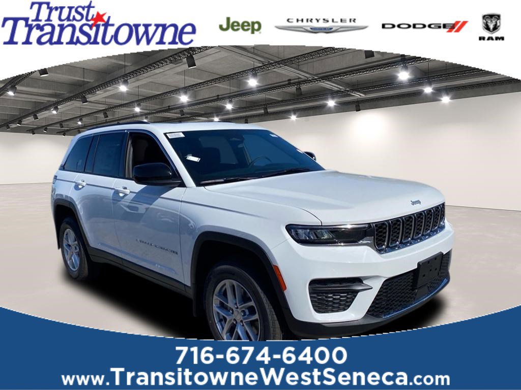 2025 Jeep Grand Cherokee Laredo's photo