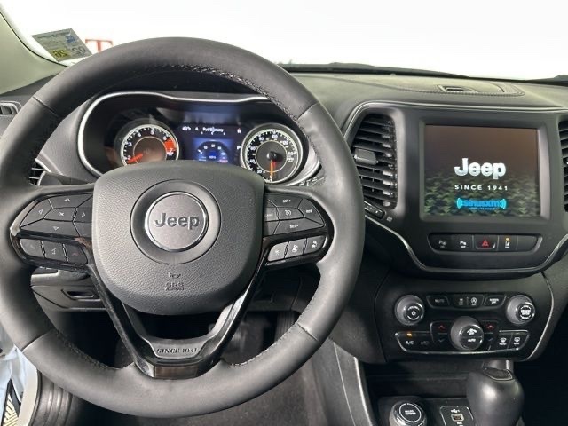 2023 Jeep Cherokee Altitude photo 14