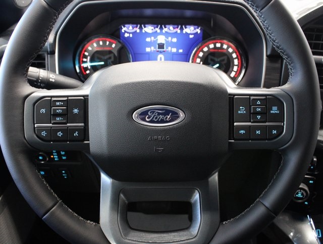 2023 Ford F-150 XLT photo 16