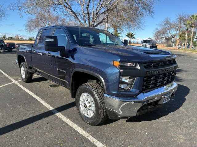 2023 Chevrolet Silverado HD WT's photo