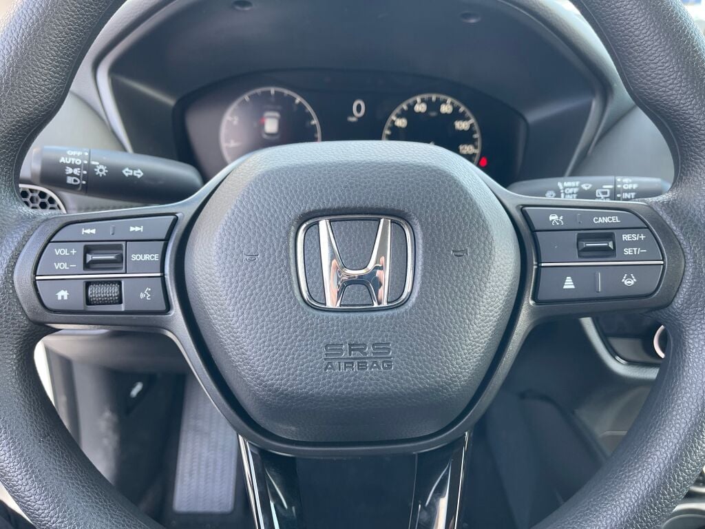 2026 Honda HR-V LX photo 11