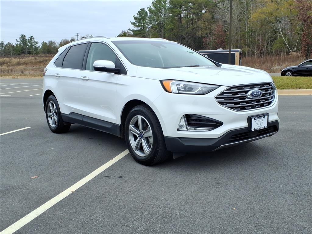 2019 Ford Edge SEL photo 3