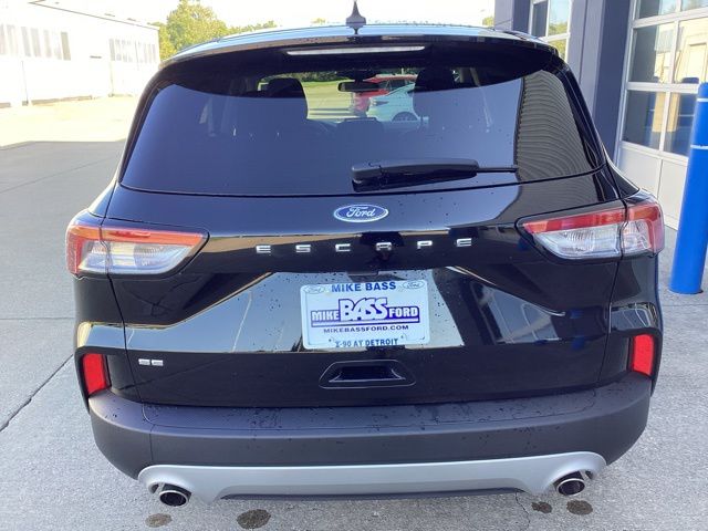2022 Ford Escape SE photo 10