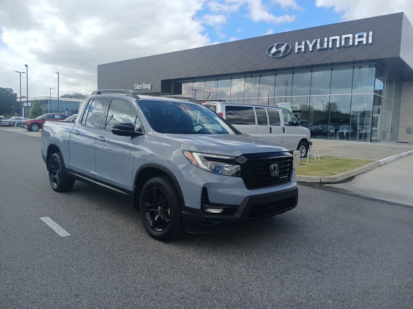 2022 Honda Ridgeline Black Edition's photo