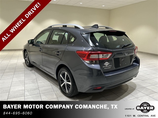 2019 Subaru Impreza Premium photo 3