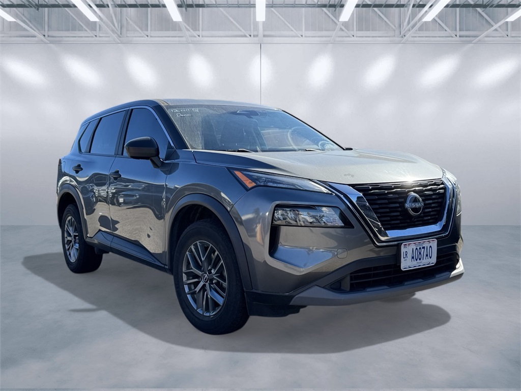 2023 Nissan Rogue S photo 2