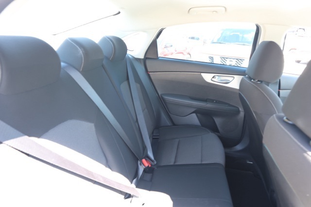 2023 Kia Forte LXS photo 14