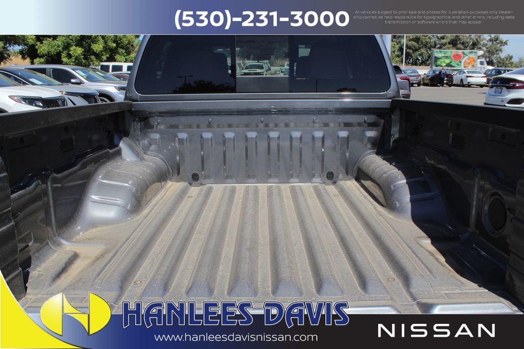 2025 Nissan Frontier Crew Cab SV photo 10