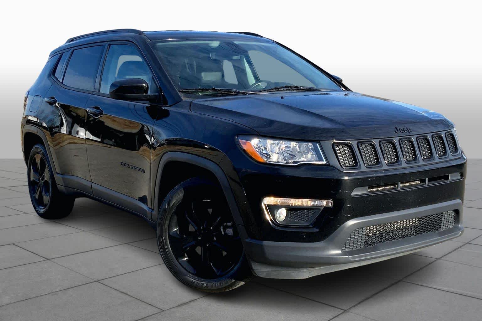 Used 2020 Jeep Compass Altitude with VIN 3C4NJCBB9LT257104 for sale in Kansas City