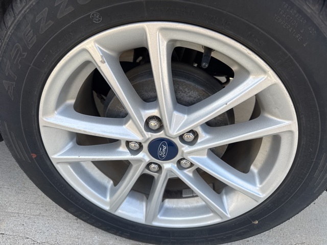 2017 Ford Focus SE photo 9