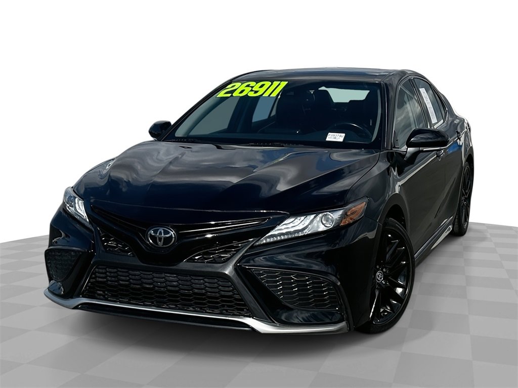 2023 Toyota Camry XSE's photo