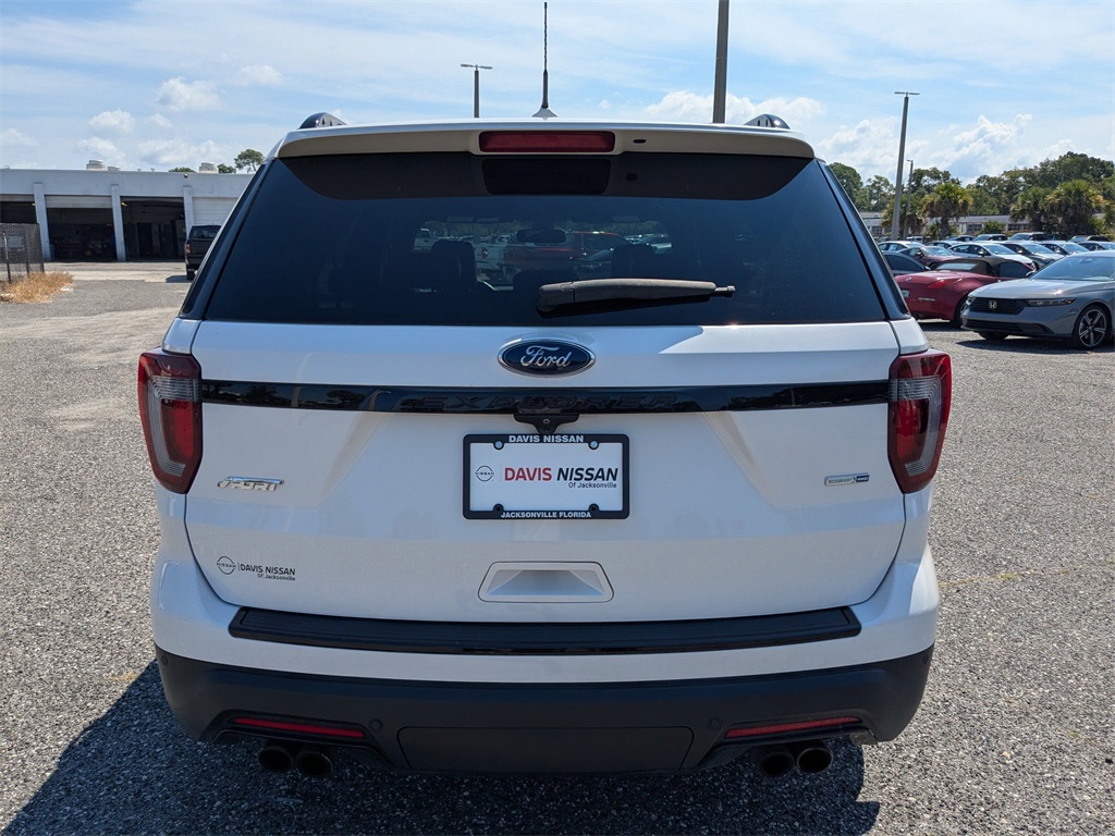 2018 Ford Explorer Sport photo 4