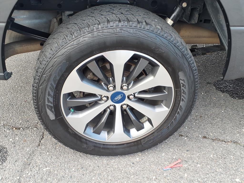 2020 Ford F-150 XL photo 4