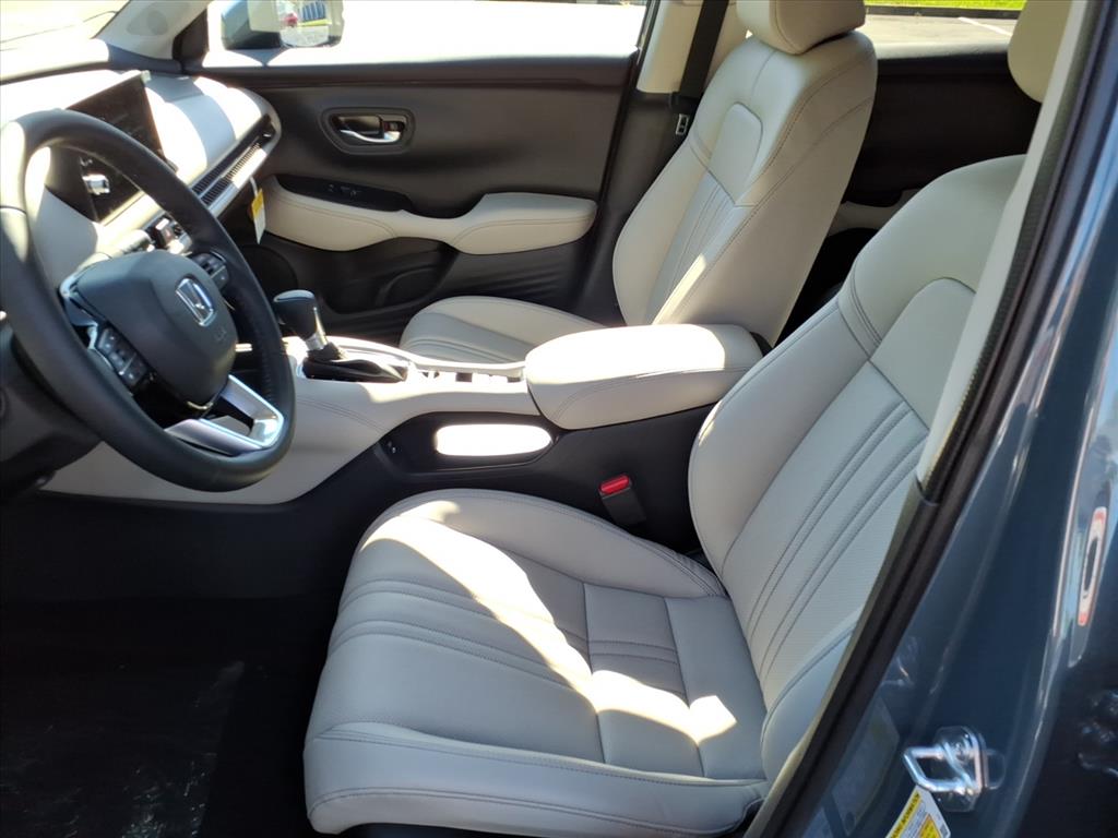 2026 Honda HR-V EX-L photo 4