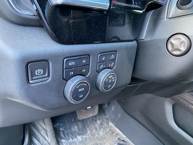 2023 Chevrolet Silverado 1500 LTZ photo 18