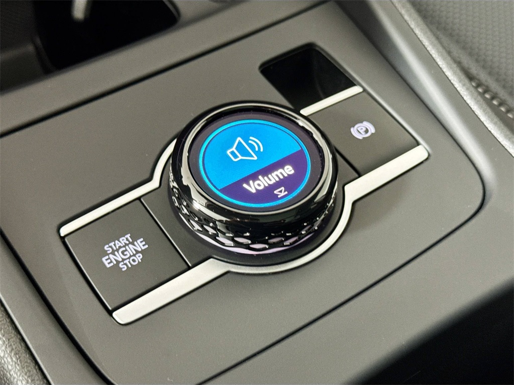 2025 Volkswagen Tiguan SE photo 34
