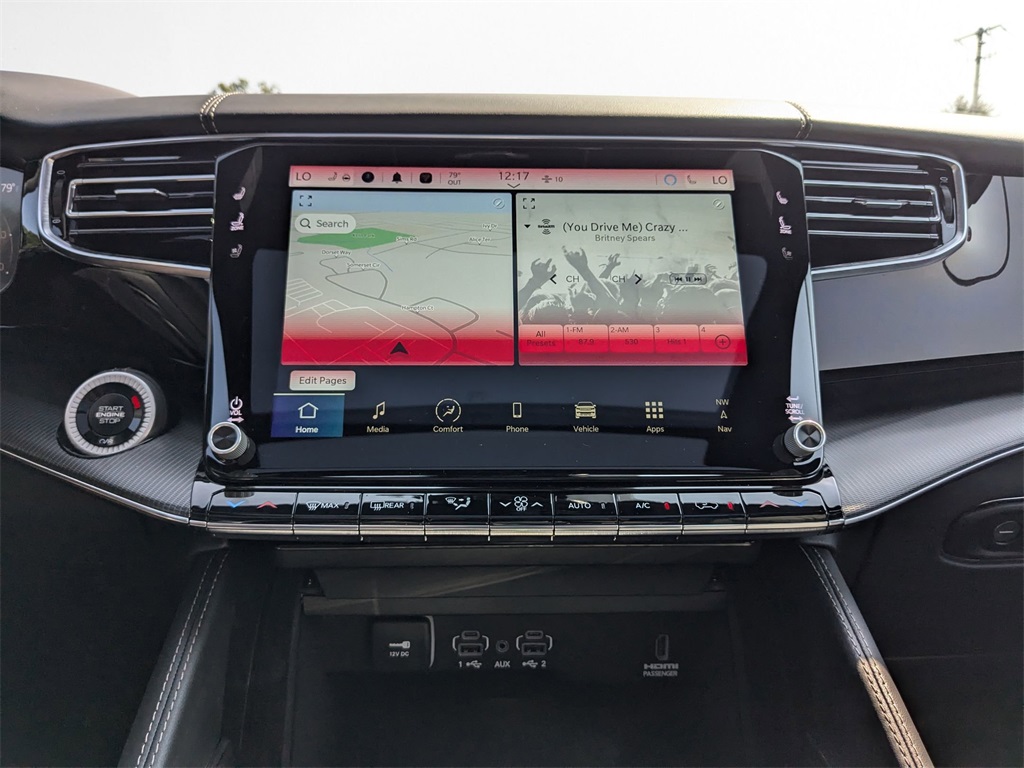 2024 Jeep Grand Wagoneer II photo 12