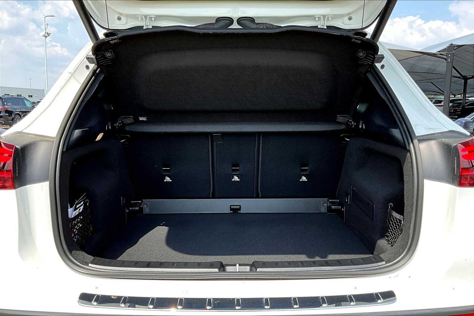 2026 Mercedes Benz GLA 250 photo 12