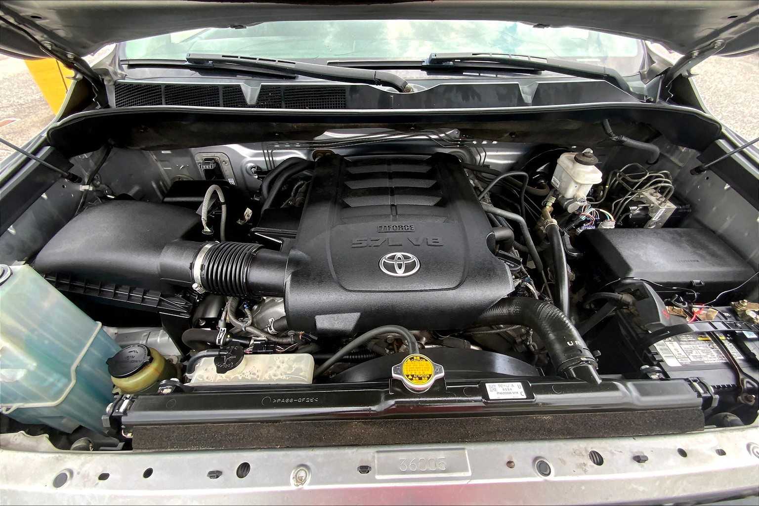 2017 Toyota Tundra SR5 photo 30