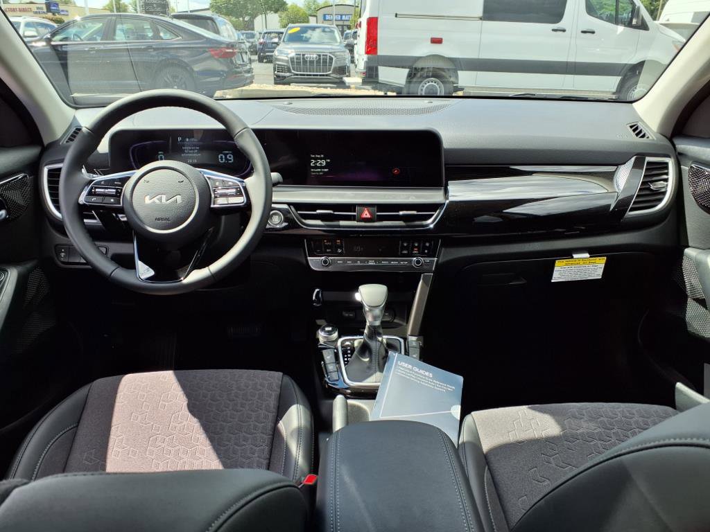 2026 Kia Seltos S photo 5