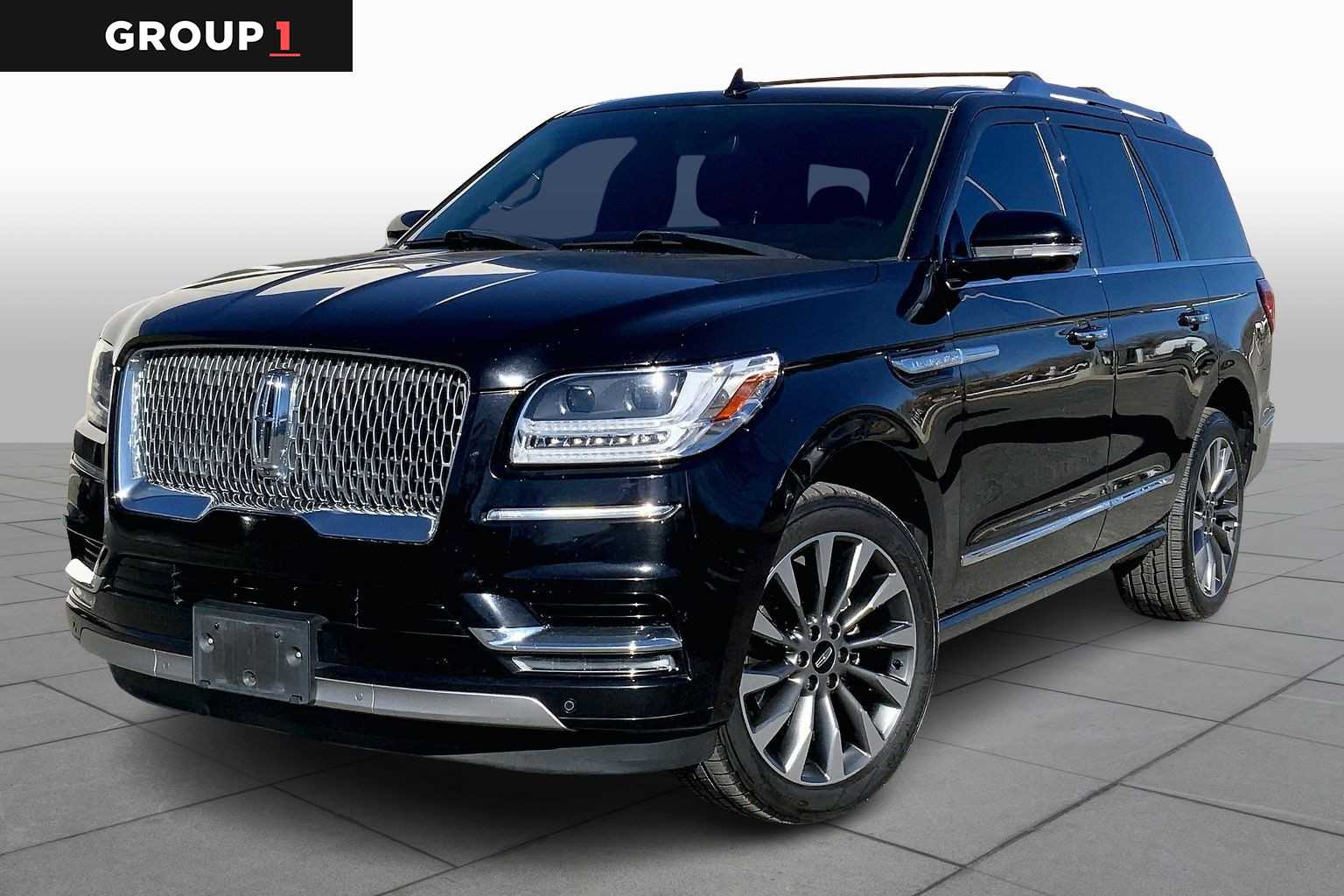 2019 Lincoln Navigator Select's photo